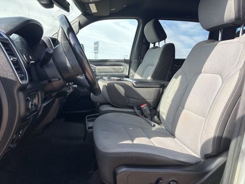 Used 2021 RAM 1500 Big Horn image 4