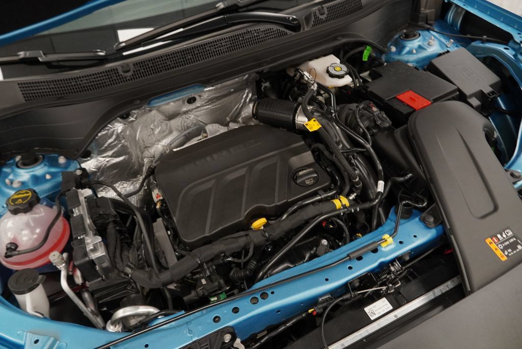 New 2026 Chevrolet Trax LT FWD image 40