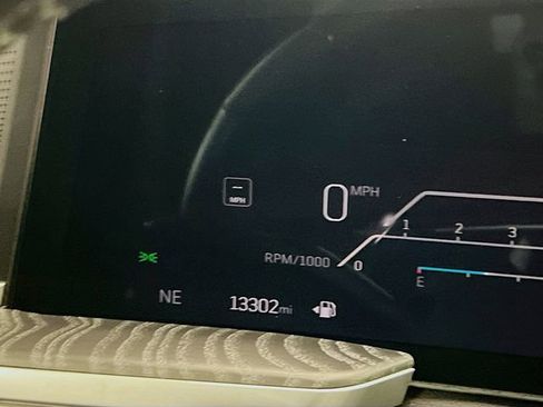 Used 2025 Cadillac Escalade Sport w/ Touring Package image 11