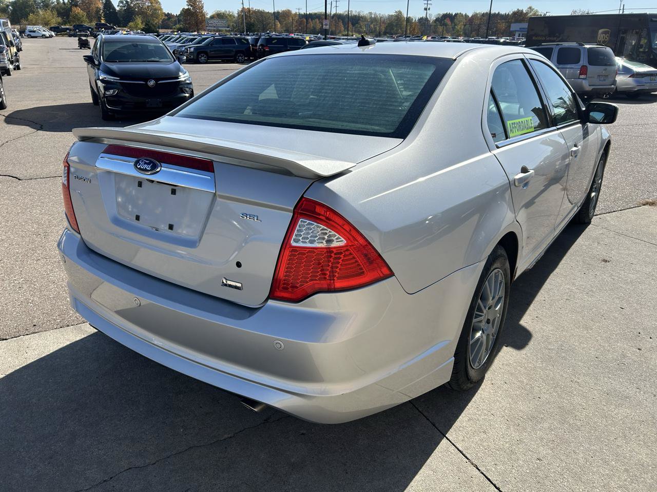 Used 2010 Ford Fusion SEL FWD image 5