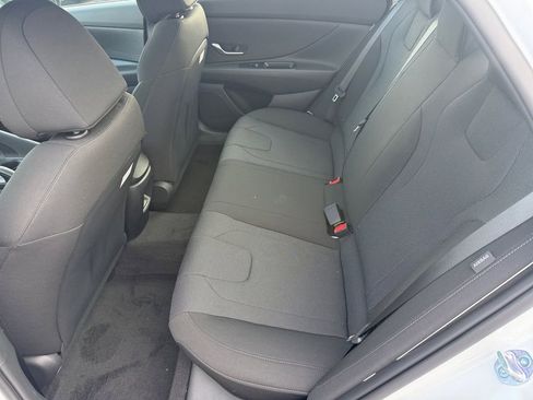 New 2026 Hyundai Elantra SE FWD image 11