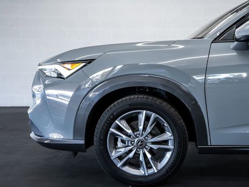 Certified 2025 Acura ADX FWD image 12