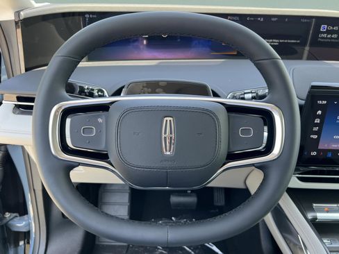 New 2026 Lincoln Nautilus Premier w/ Equipment Group 102A AWD/4WD image 11