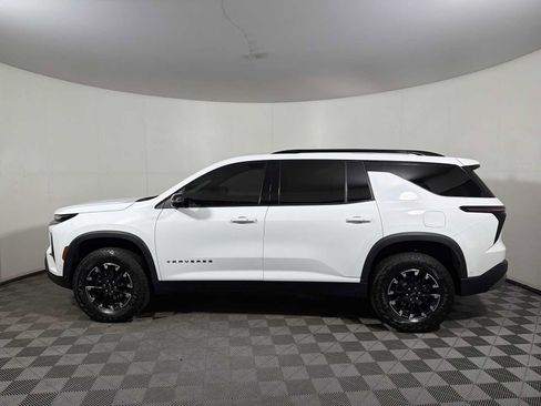Used 2024 Chevrolet Traverse Z71 w/ Enhanced Driving Package AWD/4WD image 4