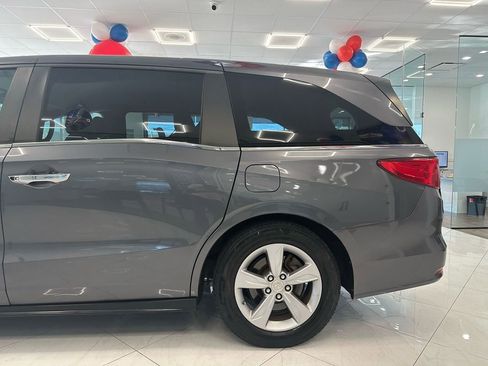 Used 2018 Honda Odyssey EX image 7
