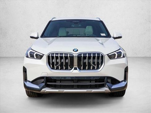 New 2026 BMW X1 xDrive28i w/ Technology Package AWD/4WD image 2