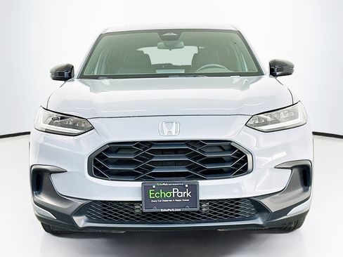 Used 2024 Honda HR-V Sport image 2