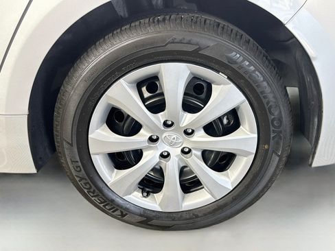 Used 2024 Toyota Corolla LE FWD image 36