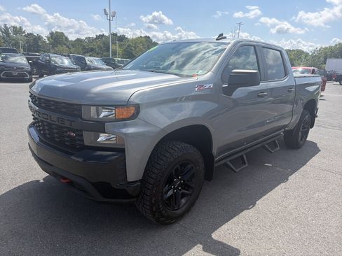 Used 2020 Chevrolet Silverado 1500 Custom Trail Boss w/ Custom Convenience Package AWD/4WD image 8