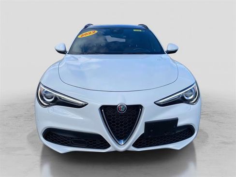 Used 2022 Alfa Romeo Stelvio Ti image 11