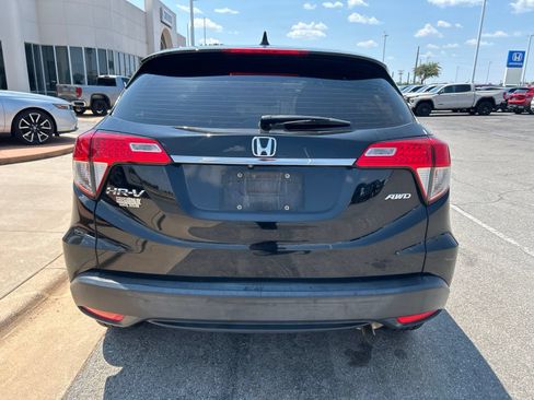 Used 2020 Honda HR-V LX image 6