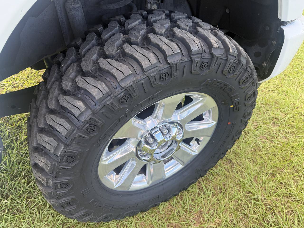 Used 2020 Ford F350 Platinum AWD/4WD image 7