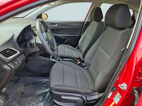 Used 2021 Hyundai Accent SE FWD image 22