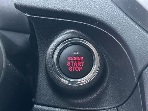 Used 2022 Subaru Ascent Touring image 11