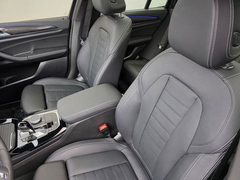 Used 2024 BMW X3 M40i w/ Premium Package image 11