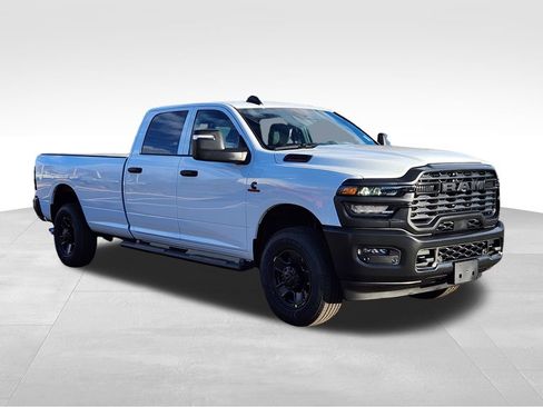 New 2026 RAM 3500 Tradesman AWD/4WD image 4