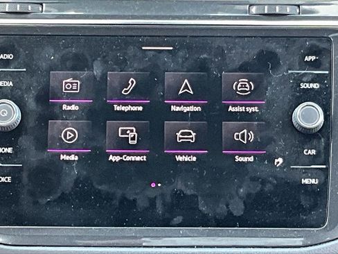 Used 2022 Volkswagen Tiguan SE R-Line image 20