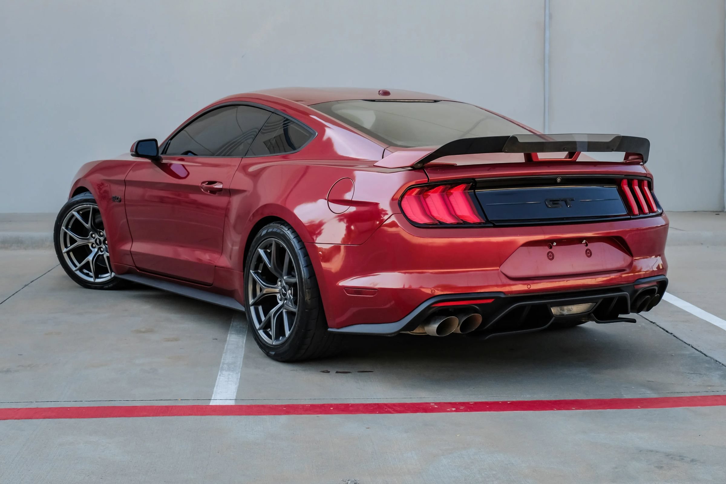 Used 2019 Ford Mustang GT Premium w/ GT Performance Package RWD image 13