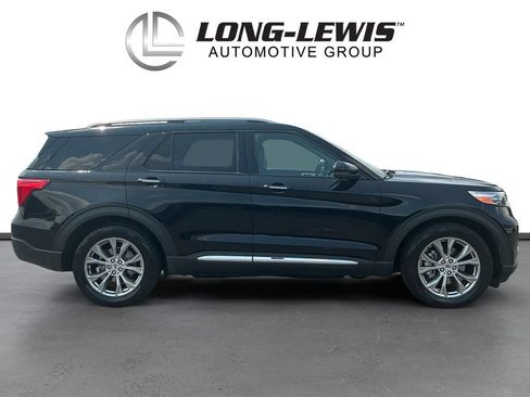 Certified 2022 Ford Explorer Limited w/ Limited Technology Package RWD image 8