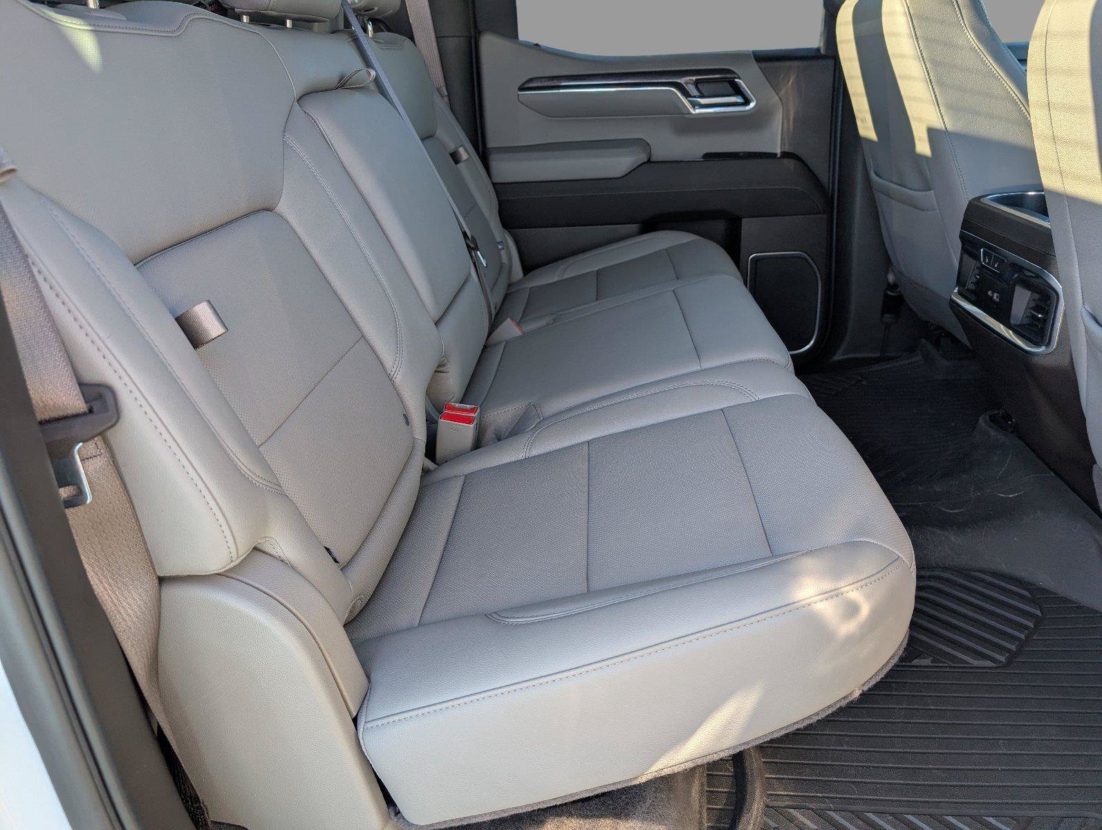 Used 2024 Chevrolet Silverado 1500 LTZ w/ LTZ Convenience Package II AWD/4WD image 39
