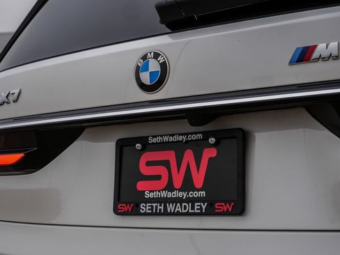 Used 2023 BMW X7 M60i w/ Executive Package AWD/4WD image 15