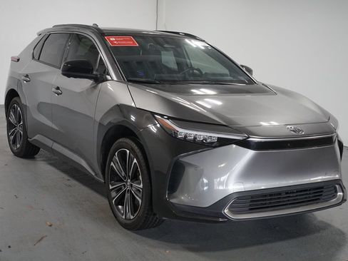 Used 2024 Toyota bZ4X AWD w/ Weather Package image 3