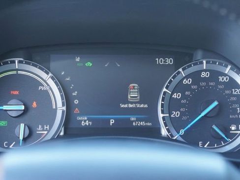 Used 2022 Toyota Highlander XLE image 23