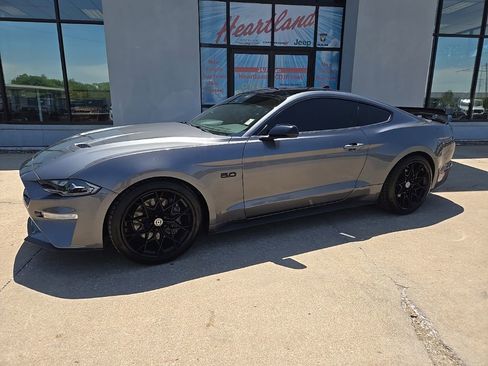 Used 2022 Ford Mustang GT w/ Equipment Group 301A RWD image 2