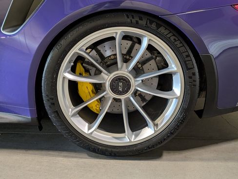 Used 2016 Porsche 911 GT3 RS image 13