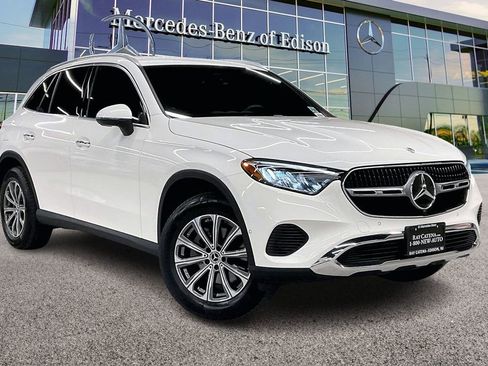 Certified 2024 Mercedes-Benz GLC 300 4MATIC image 1