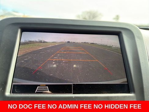 Used 2023 Chevrolet Equinox LT FWD image 23