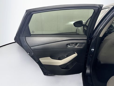 Used 2025 Honda Accord LX image 25