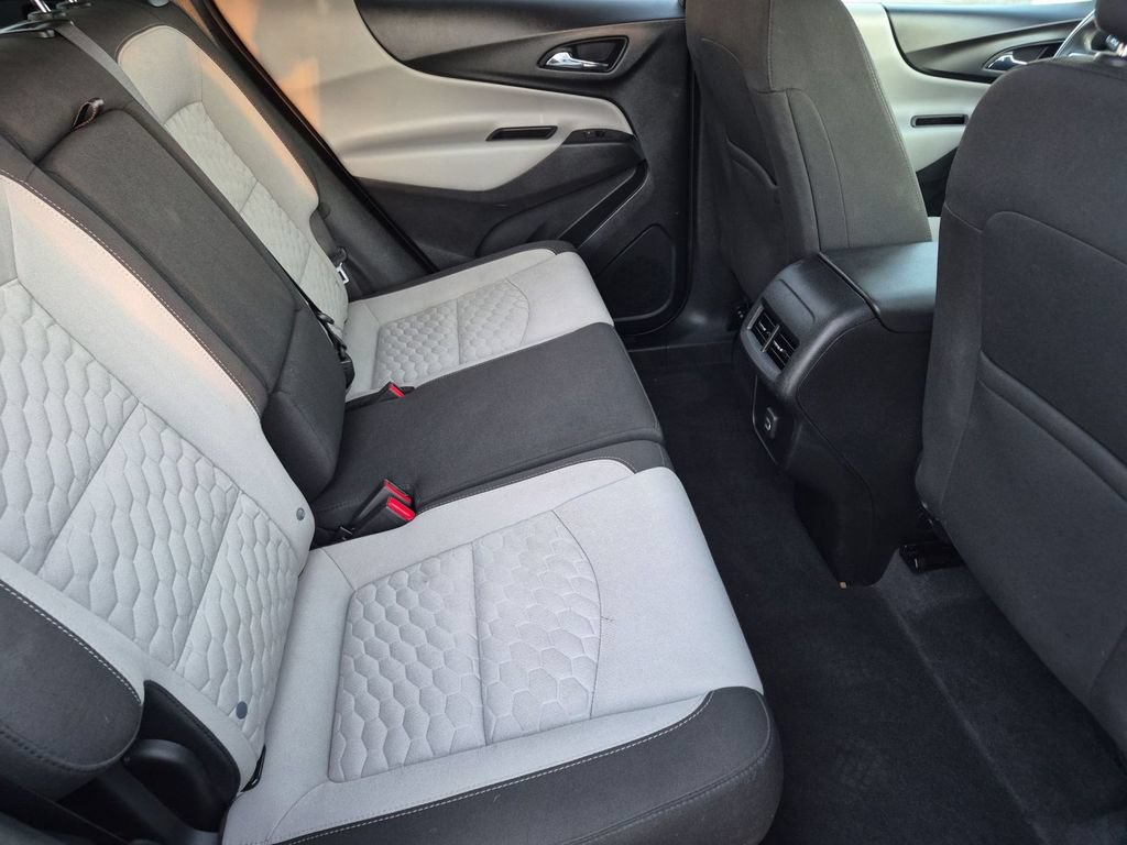 Used 2020 Chevrolet Equinox LS w/ LS Convenience Package FWD image 25