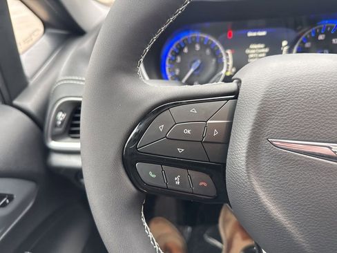 New 2026 Chrysler Pacifica Limited image 12