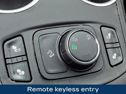 Used 2019 GMC Terrain SLE w/ Driver Convenience Package AWD/4WD image 17