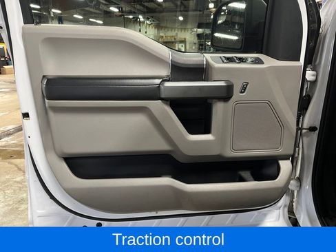 Used 2016 Ford F150 XLT w/ Trailer Tow Package image 13