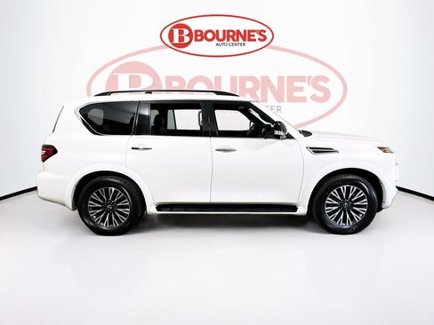 Used 2023 Nissan Armada SL w/ Midnight Edition Package AWD/4WD image 12