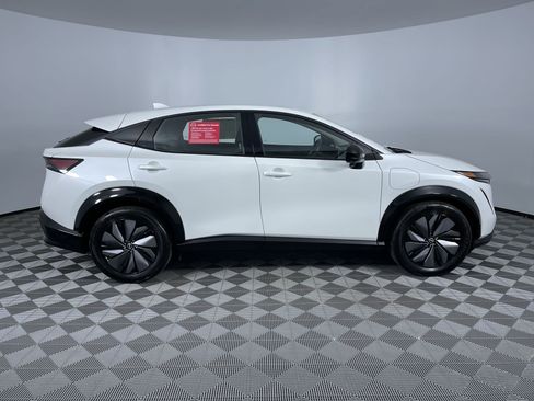 Certified 2024 Nissan Ariya AWD image 10