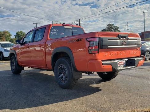 New 2025 Nissan Frontier PRO-4X w/ Interior Protection Package image 4