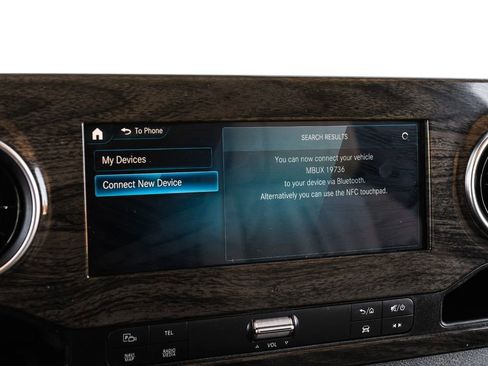 Used 2020 Mercedes-Benz Sprinter 3500 w/ Windows All Around Package image 31