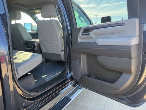 Used 2024 GMC Sierra 2500 SLT w/ SLT Premium Package image 46