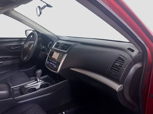 Used 2017 Nissan Altima 2.5 SV FWD image 30