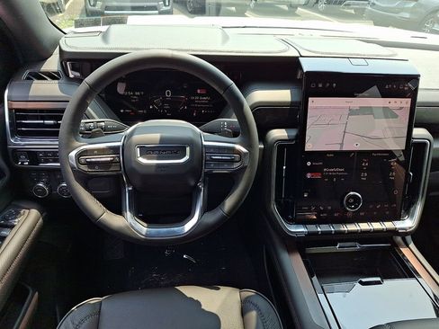 New 2026 GMC Yukon Denali AWD/4WD image 8