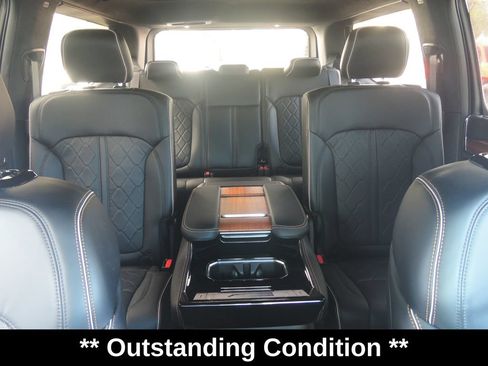 Used 2023 Jeep Grand Wagoneer Series III AWD/4WD image 44