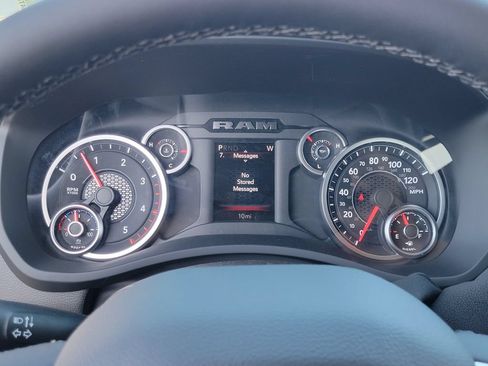 New 2026 RAM 2500 Big Horn AWD/4WD image 7