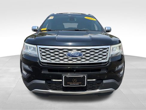 Used 2017 Ford Explorer Platinum AWD/4WD image 8