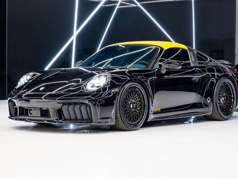 Used 2026 Porsche 911 Targa 4 GTS AWD/4WD image 22