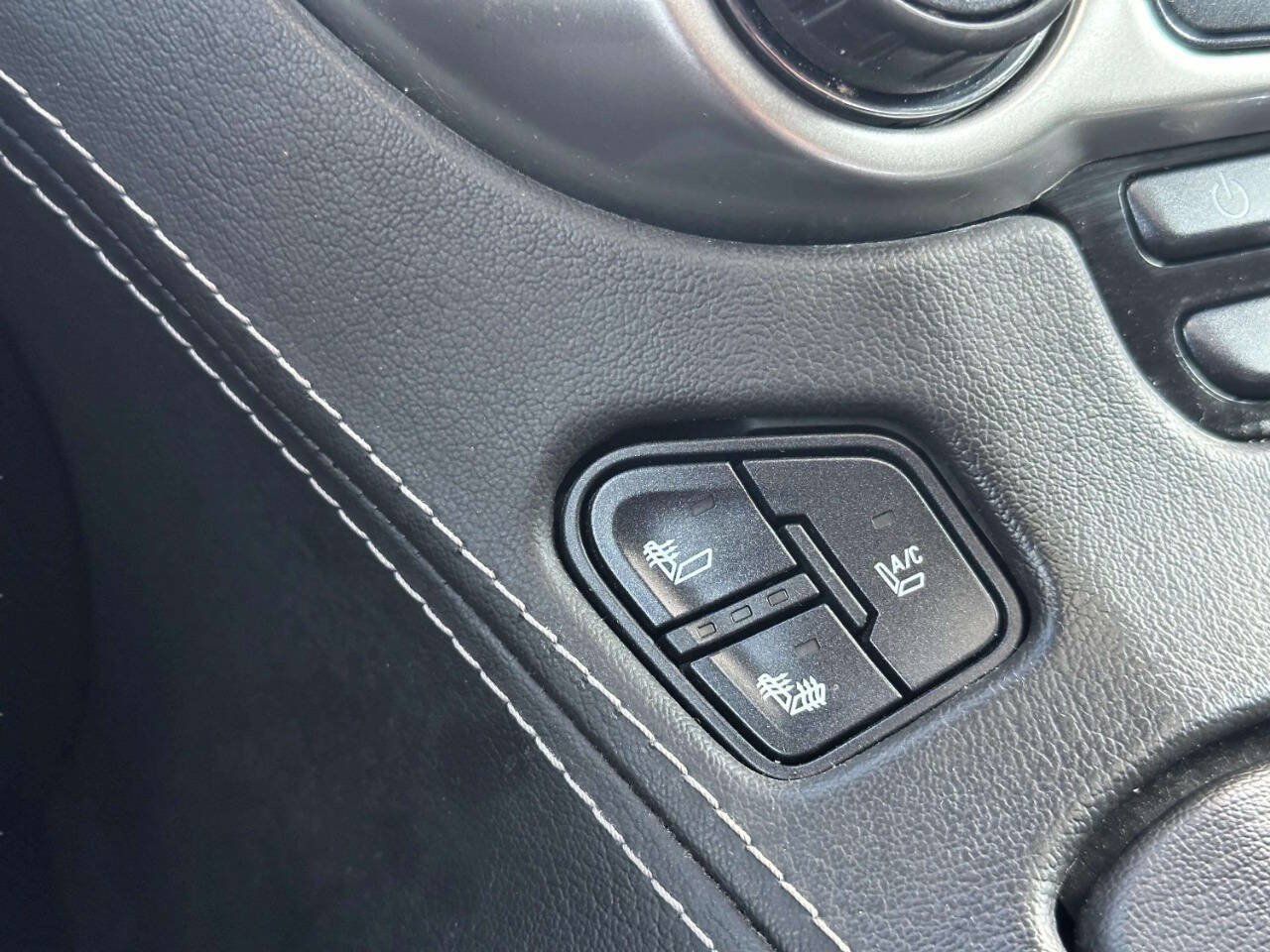 Used 2016 Chevrolet Tahoe LTZ AWD/4WD image 41