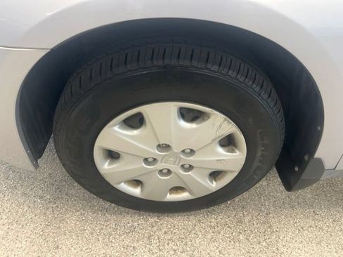 Used 2004 Honda Accord LX image 9