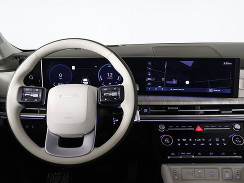 Certified 2025 Hyundai Santa Fe Calligraphy image 40